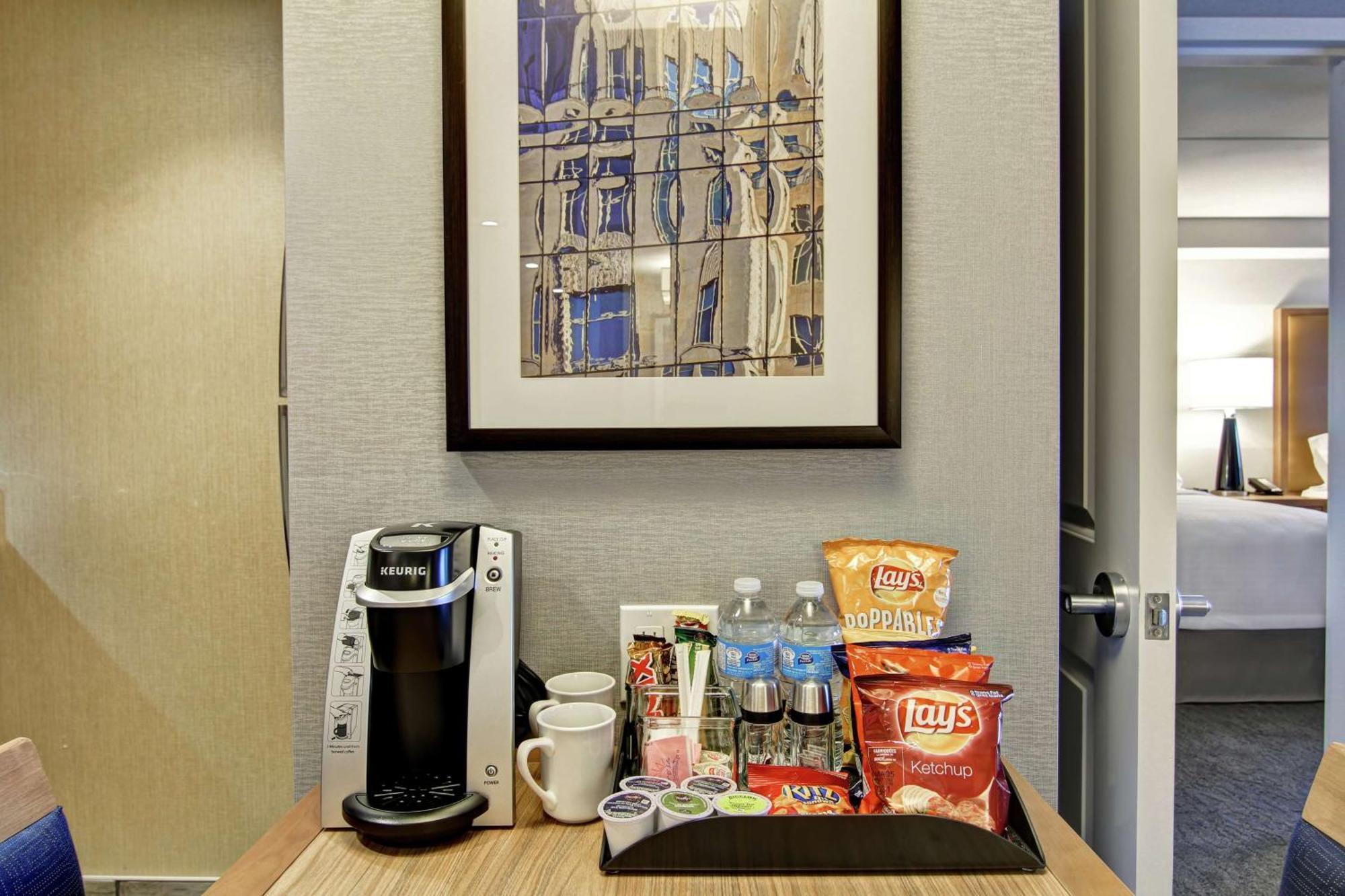 Homewood Suites By Hilton Ottawa Kanata מראה חיצוני תמונה